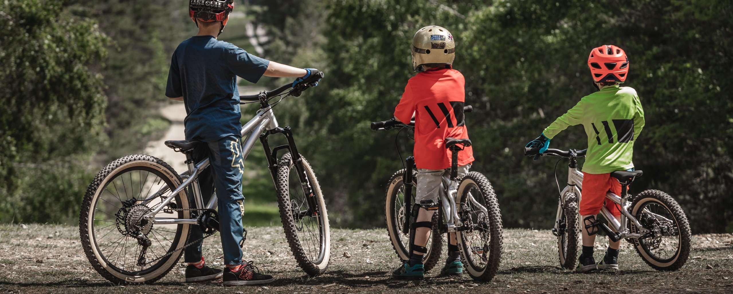 Early-Rider-Finde-das-passende-Kinderfahrrad-LPMood_Desktop_3840x1540_ER-Swinley-Ambassadors-16.jpg