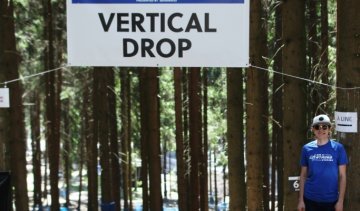 Theresia beim Vertical Drop