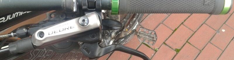 Bremshebel links Shimano DeoreBR-M615 Modell 2014 montiert 
