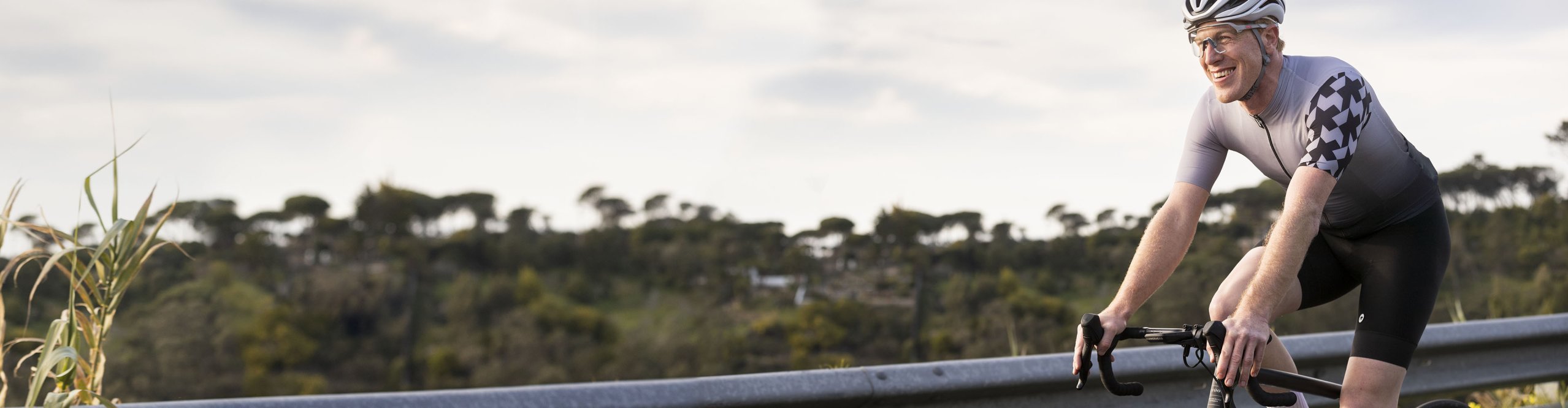 Rennradfahrer in Portugal unterwegs