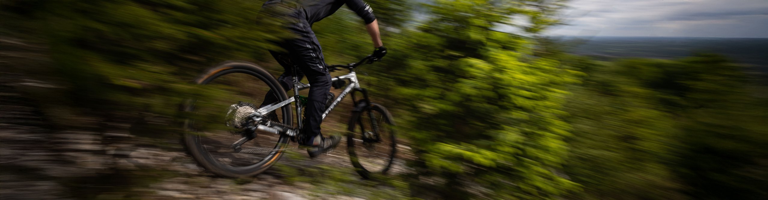 Desktop_230516_Bikes_Of_BC_Mark_Saturn16_00040_vv Kopie.jpg