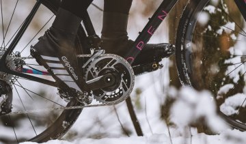 Kalte Füße beim Radfahren? So bleiben Deine Zehen warm!