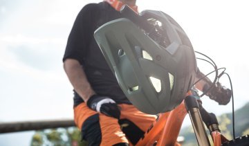 Schottenhelm statt Schottenrock: Endura MT500 Full Face Helm
