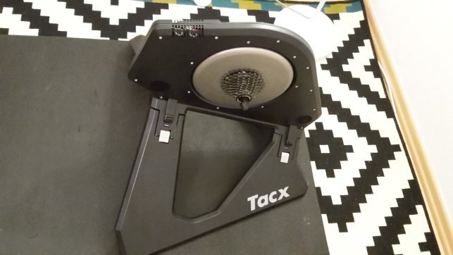 Tacx Neo Rollentrainer, Fahrrad Training