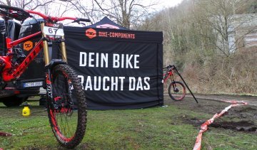 Dein bike braucht das Schriftzug auf bikecomponents pavillion