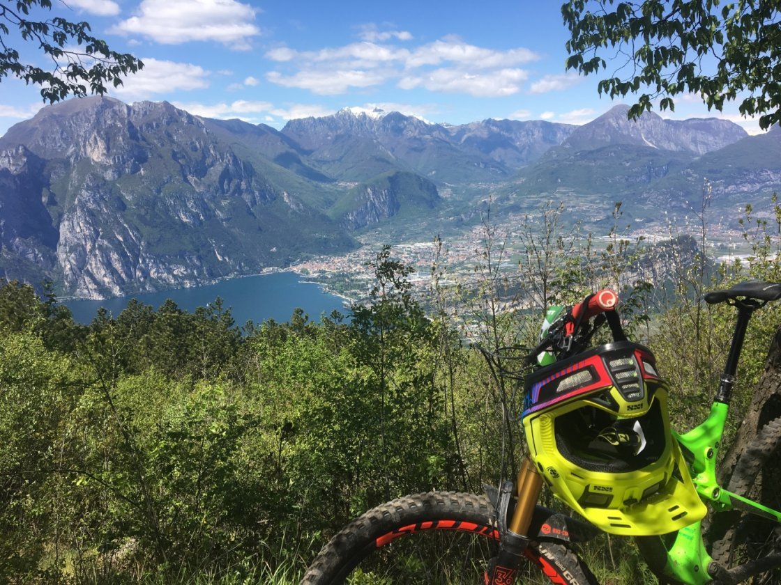 An it did! A European MTB Mecca - Riva del Garda from above!
