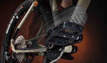 Trittfest – Flat Pedals und Plattformpedale für Dein Bike