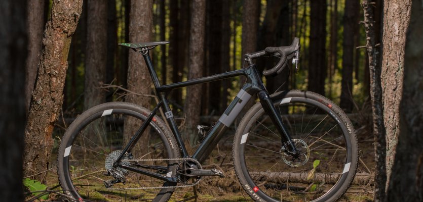 Das 3T Exploro mit Cyclocross Bereifung.