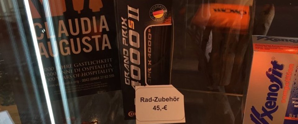 Der hoteleigene Bikeshop hat viele solide Produkte im Angebot.