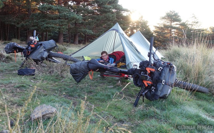 Waking up with the morning dew and listening to the sounds of the forest before peeling yourself out of your sleeping bag: priceless!