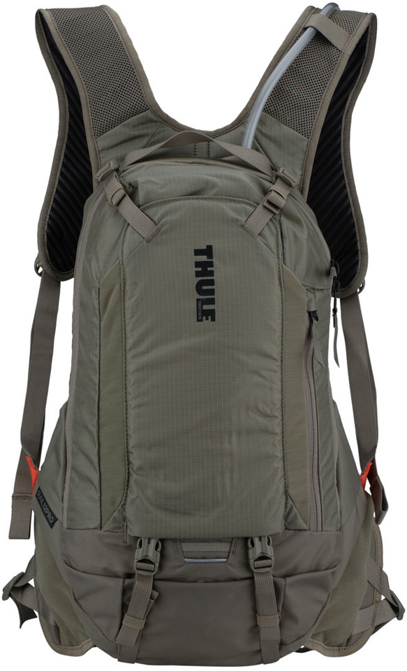 thule rail backpack