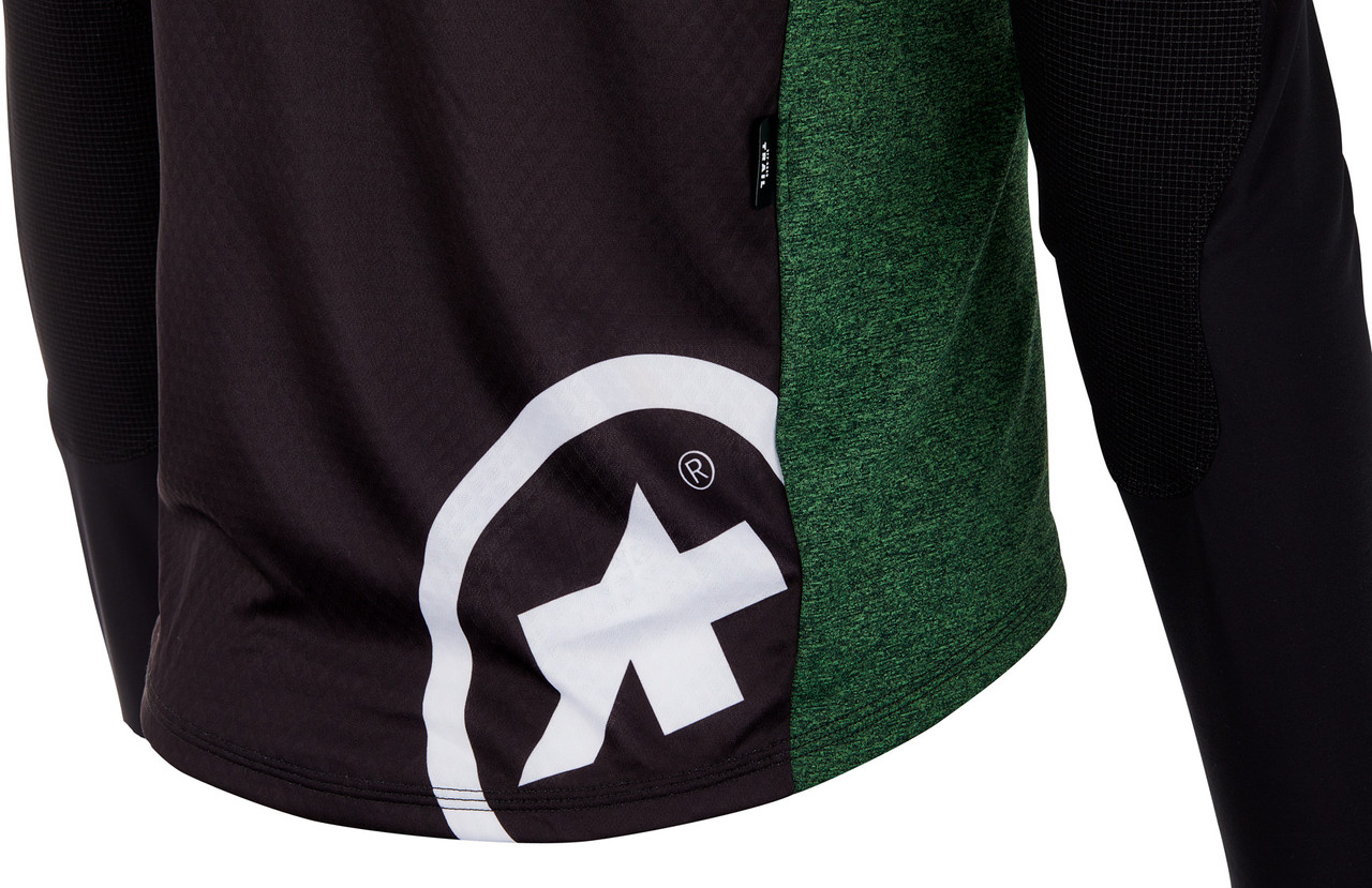 assos trail hooded jacket