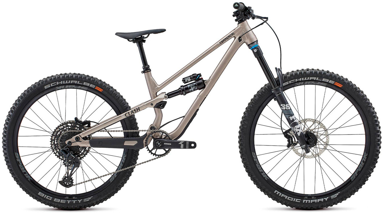 Commencal shop clash bike