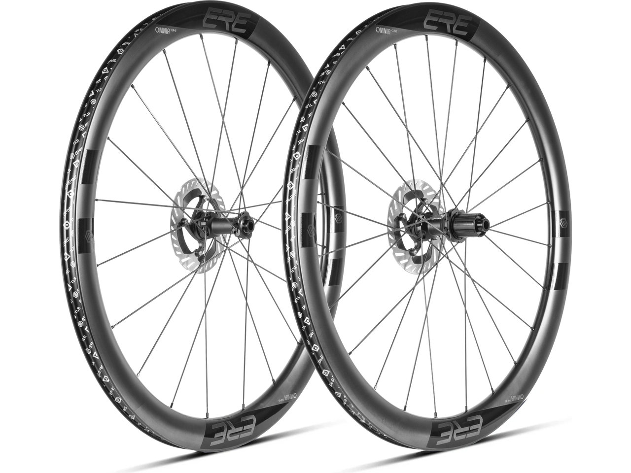 Ere Research Omnia II CLR45 Carbon Disc Center Lock 28" Laufradsatz