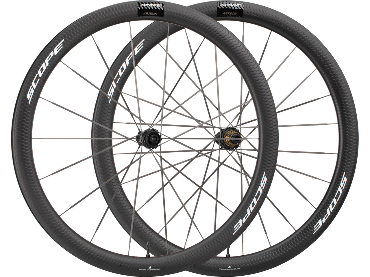 Artech 4 Disc Center-lock 28'' Laufradsatz