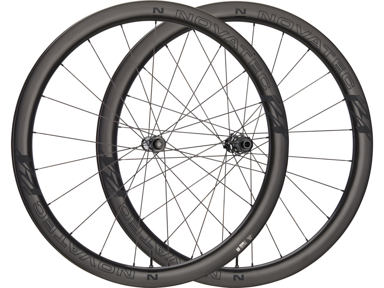 Novatec R4 PRO Disc Center Lock Carbon 28" Laufradsatz