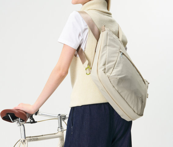 AEVOR Sacoche à vélo - off white/20 
