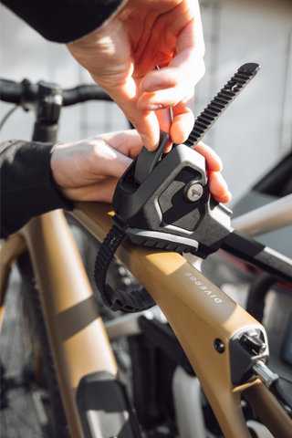 Thule EasyFold 3 Fahrradträger für Anhängerkupplung - black-aluminium