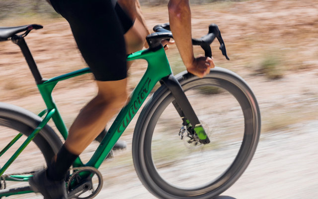 Wilier Vélo de gravel Rave SLR ID2 GRX Di2 1x12 carbone Graff Aero 48 - pixel green matt | 28" | M | 170,0 mm