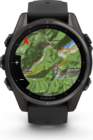 Garmin fenix 8 AMOLED Sapphire Titan GPS 43 mm Multisport-Smartwatch - schwarz-carbongrau