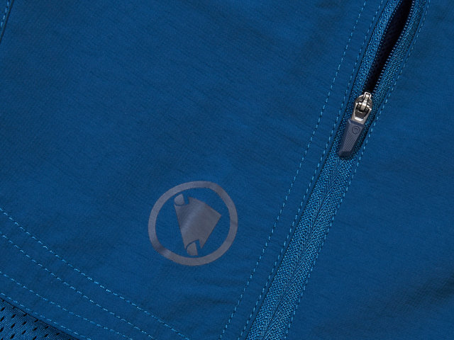 Endura Hummvee 3/4 Shorts mit Innenhose - blueberry | M