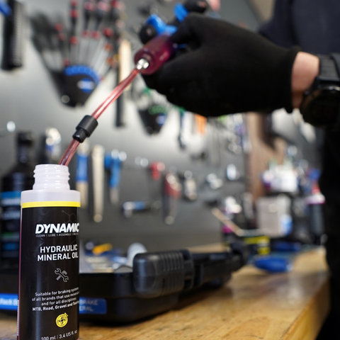 Dynamic Hydraulic Mineral Oil Líquido de frenos - universal | 100 