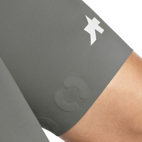 ASSOS Equipe R S11 Bib Shorts with Braces - robust grey | M