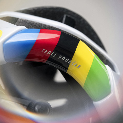 MET Casque Trenta 3K Carbone - rainbow limited edition 2026 | 56 - 58 cm