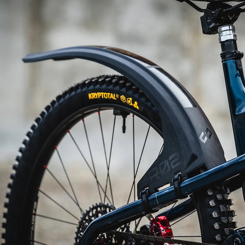 Unleazhed Guardabarros MR02 ultimate Mudguard trasero - black glossy-mate