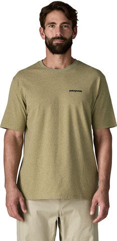 Patagonia T-Shirt P-6 Logo Responsibili-Tee - p 6 outline gumtree green | XS