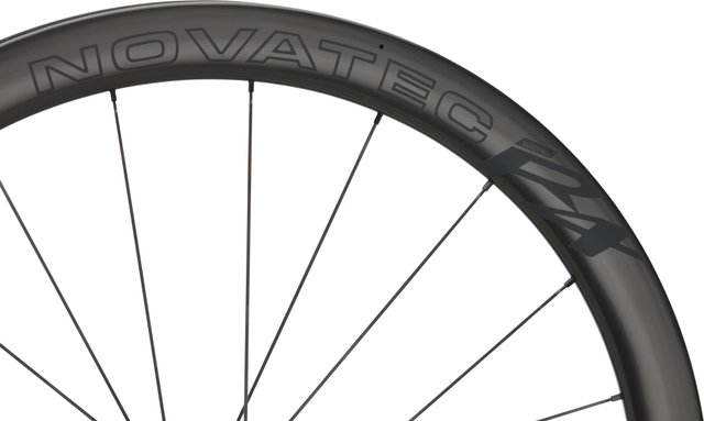 Novatec R4 PRO Disc Center Lock Carbon 28" Wheelset - black/142 mm/100 mm/Shimano Road/Non Boost/Non Boost/28"