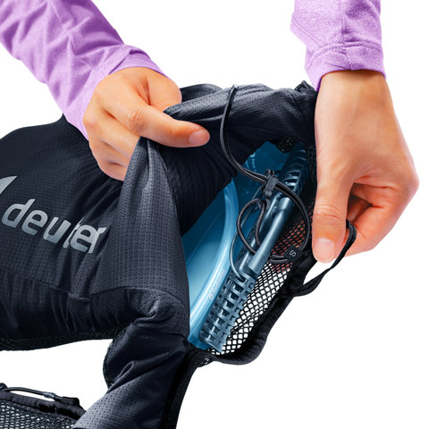 deuter Traick 9 SL Trinkweste - black | XS