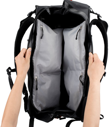 ORTLIEB Sac à Dos Atrack BP - black mat/25 litres