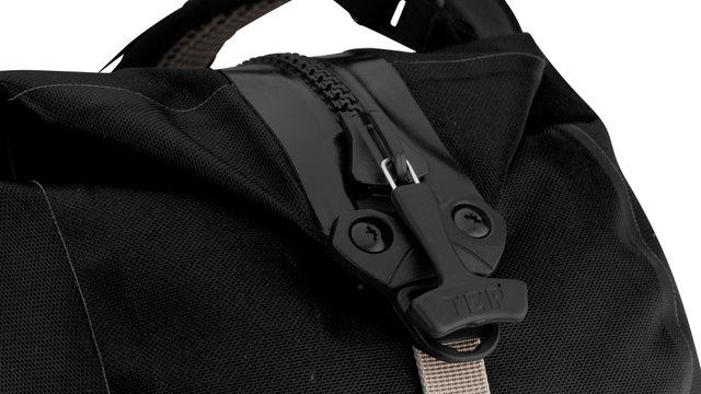 Atrack 25 L Backpack - black/25 litres
