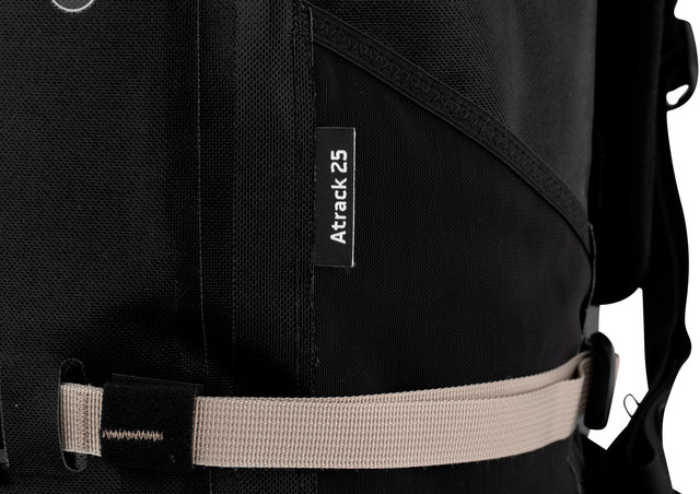Atrack 25 L Backpack - black/25 litres