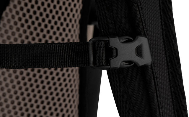 Atrack 25 L Backpack - black/25 litres