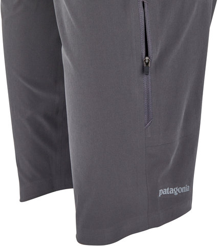 Patagonia Pantalones cortos para damas Dirt Roamer Shorts - forge grey/34