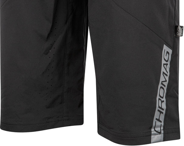 Short Ambit - black/32