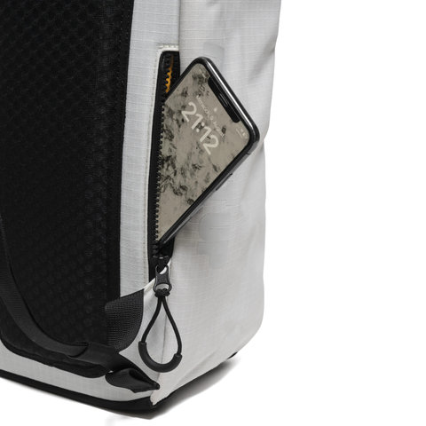 Capsuled Mochila tipo mensajero - cloud dancer/32 