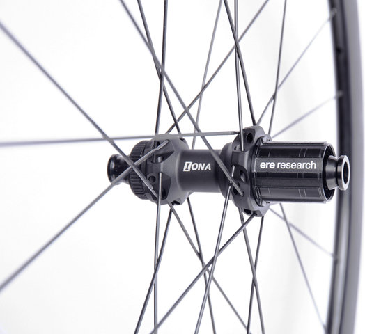 ERE Research Juego de ruedas Explorator II GCR40 Disc Center Lock 28" - black-black/Non Boost/28"/142 mm/100 mm/Shimano carretera/Non Boost