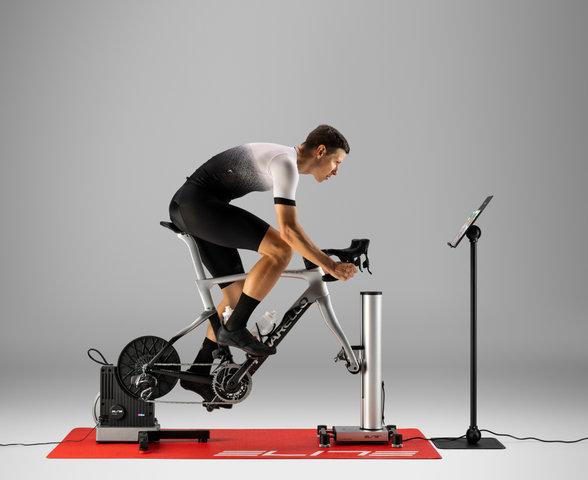 Elite Justo 2 Trainer - black-silver