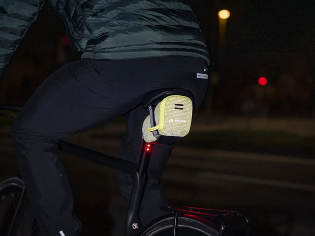 VAUDE Race Light XL Aluminium Saddle Bag - bright green | 900 ml