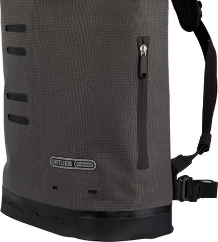 ORTLIEB Commuter-Daypack Urban Backpack - pepper/21 litres