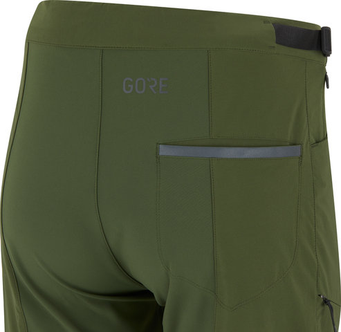 GORE Wear Pantalones cortos Explore Shorts - utility green/M