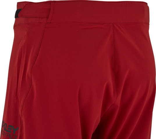 Factory Pilot Lite Shorts - iron red/32