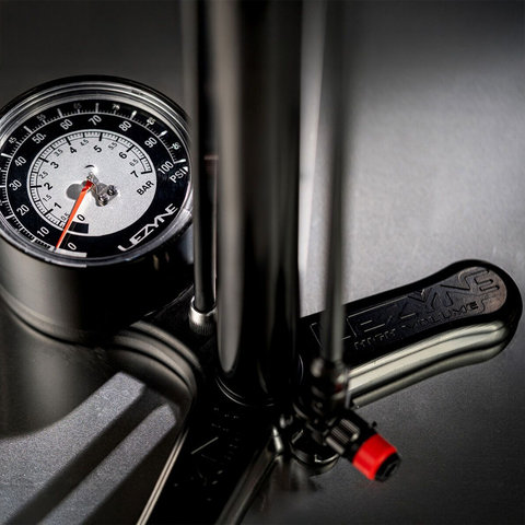 Lezyne CLIK Drive HV Standpumpe - schwarz