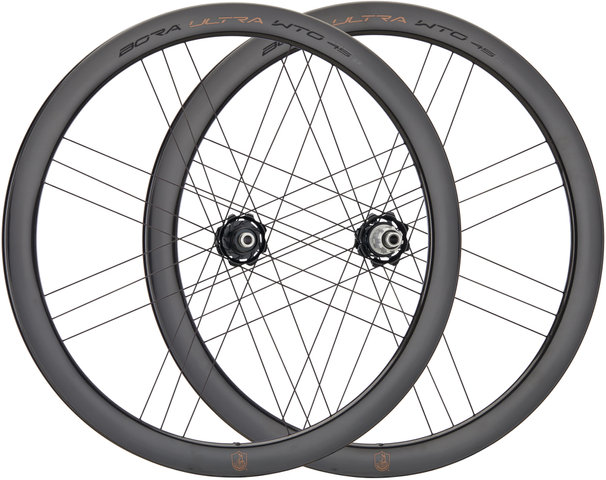 Juego de ruedas Bora Ultra WTO 45 Carbon Disc Center Lock 28" - black/juego de 28" (RD 12x100 + RT 12x142) Campa N3W