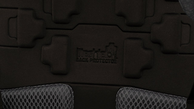 Mochila con protección integrada Trail Pro 26 - black-carbon grey/L/XL