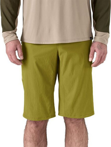 Patagonia Landfarer Bike Shorts Model 2025 - graze green/36/XXL