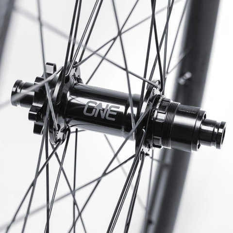 OneUp Components Ensemble de Roues Aluminium Wheelset Boost Disc 6 trous 29" - black | 148 mm | 110 mm | SRAM XD | 29" | Boost | Boost